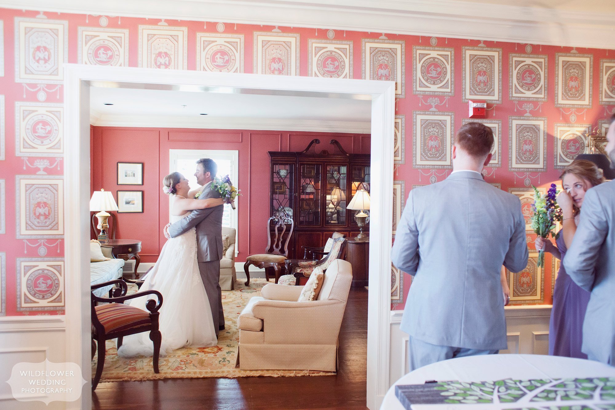 Documentary Wedding Photography at the Old Hawthorne in Columbia, MO