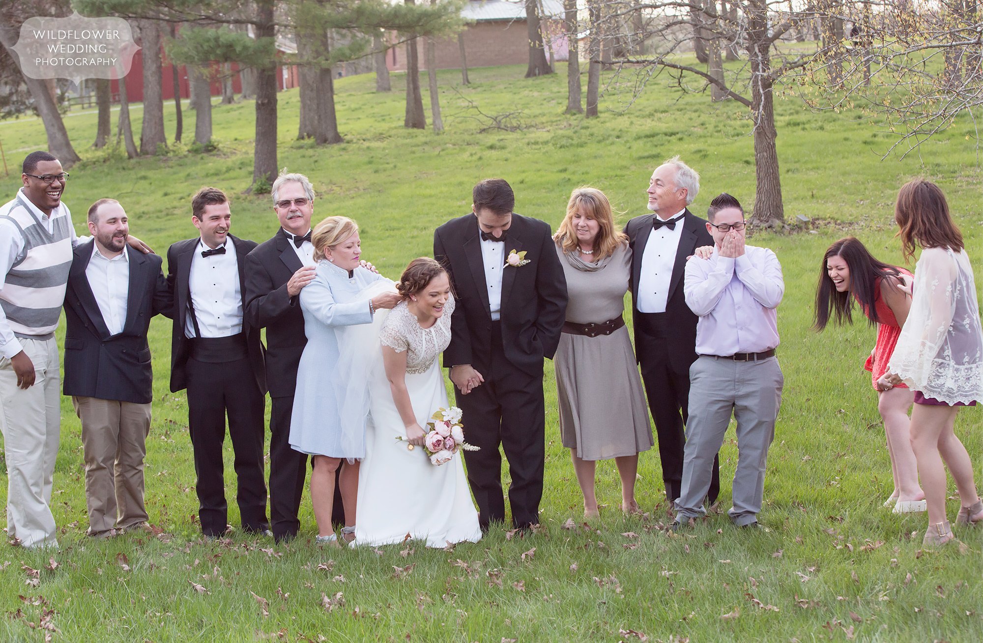 Hilarious family wedding photo at Nifong Park in Columbia, MO.