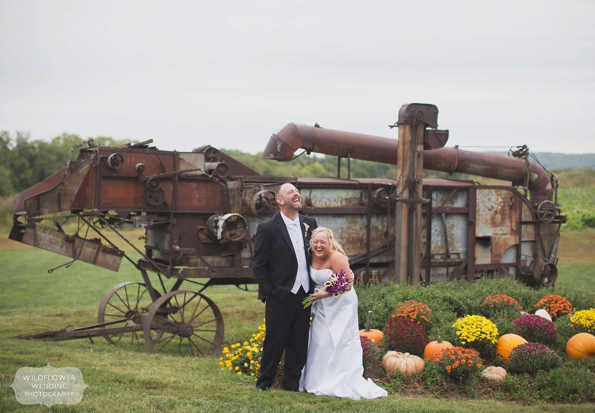 Kansas barn wedding bride and groom at Schwinn Produce Farm.