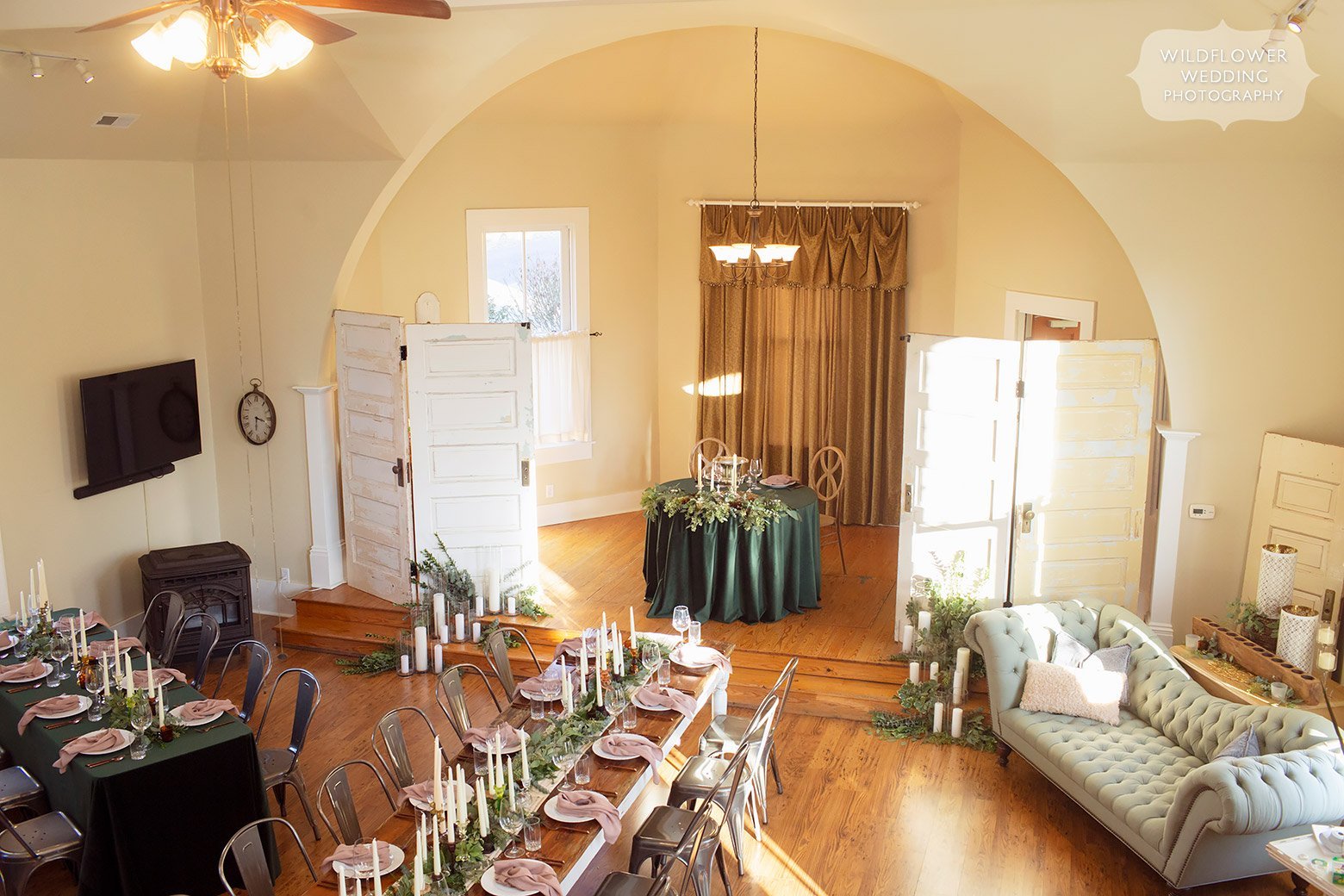 Inside view of the Mount Nebo Inn reception space set up for winter wedding.